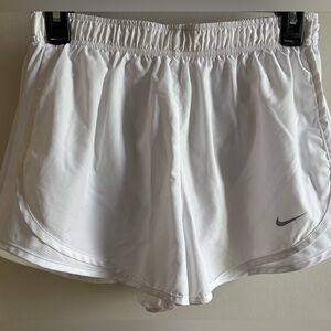 Nike Dri-Fit Shorts Women Medium White Lined Running Elastic Drawstring Athletic